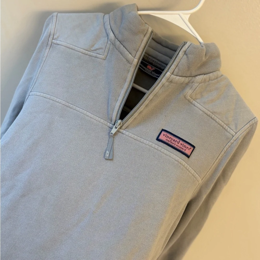 Vineyard Vines Martha's Vineyard kids Gray 1/4 Zip-Up sweatshirt pullover
